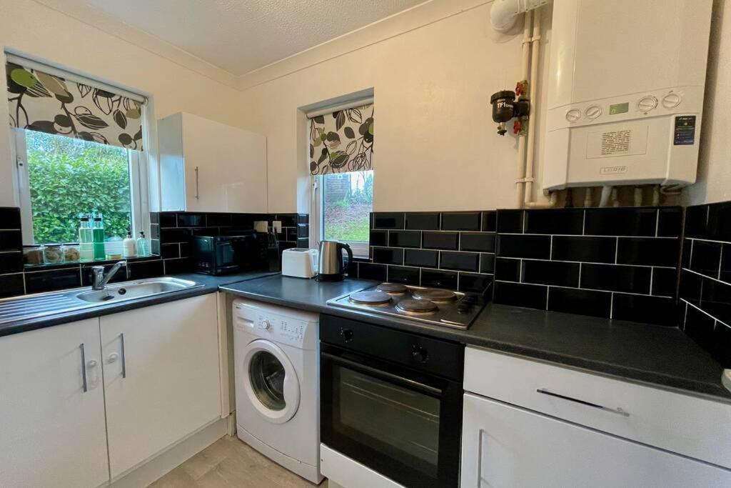 House Near Llandaff For Up To 6 With Parking Vila Cardiff Exterior foto